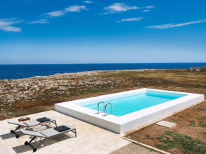 Гостиница Luxury Holiday Home in Portopalo di Capo Passero with Pool, Портопало-Ди-Капо-Пассеро